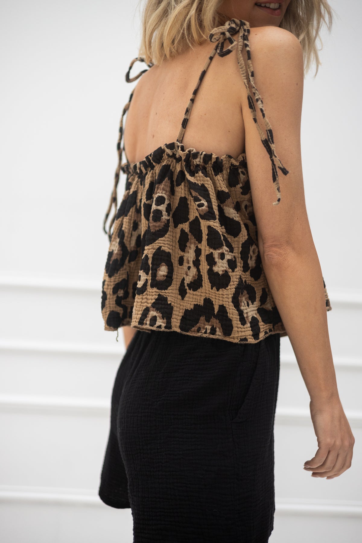 Villa Smilla Top Leopard VL Logo 2 Farben