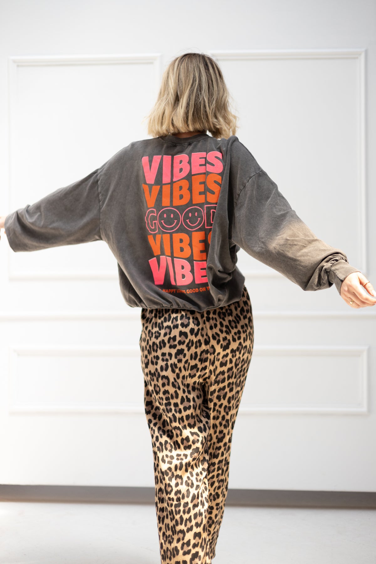 Villa Smilla Sweater Good Vibes 2 Farben