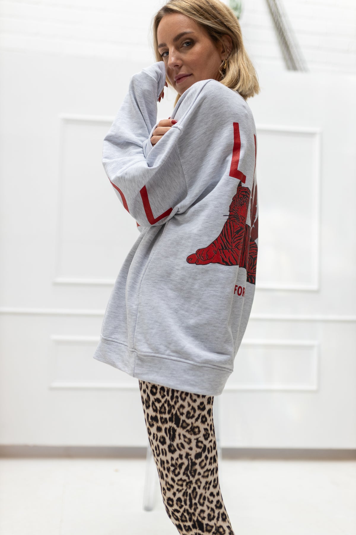 Villa Smilla Sweater California grey red